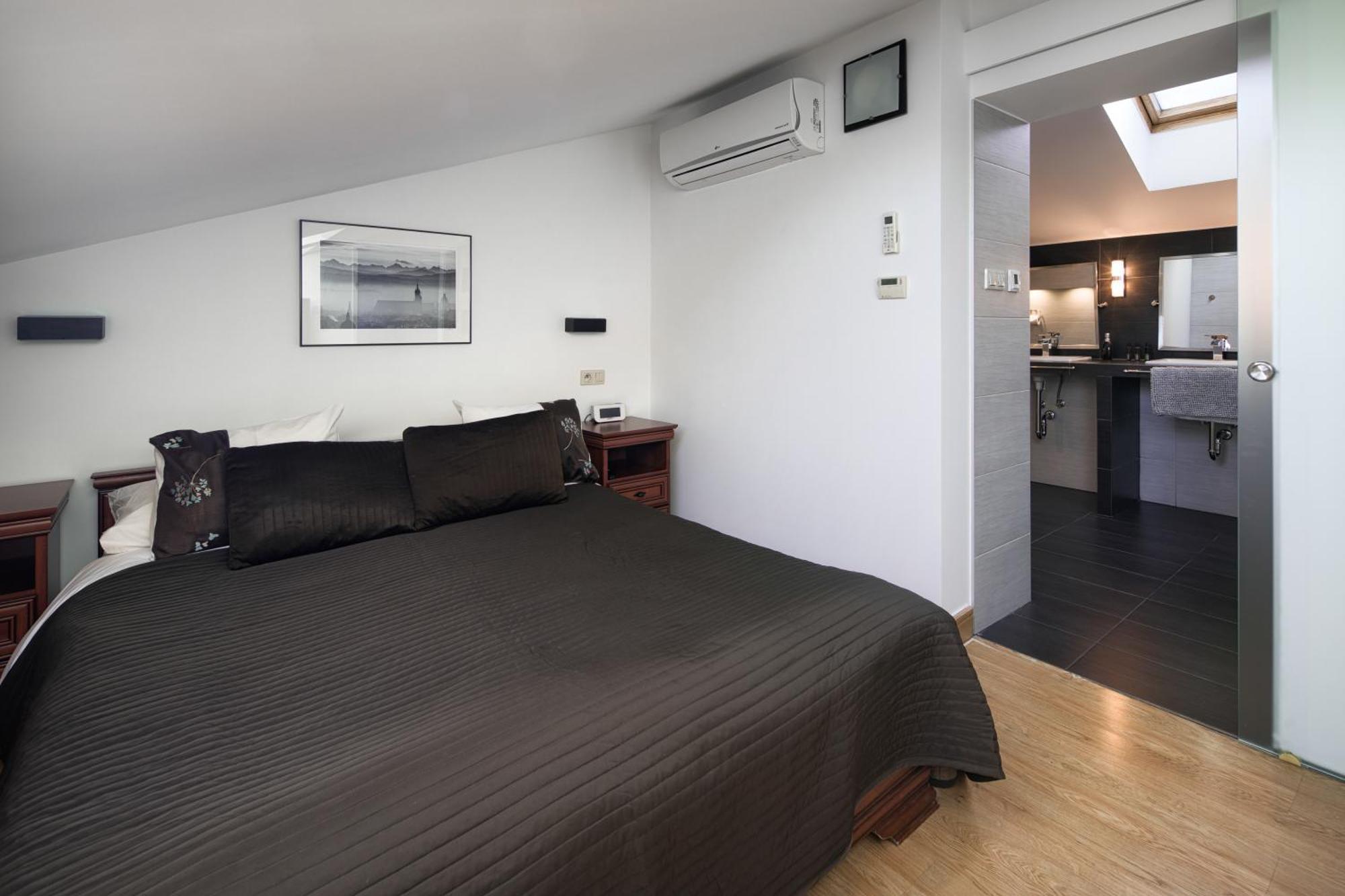 Apartament W Centrum - Duplex Penthouse In The Centre With Terrace And Air Conditioning Kraków Exteriör bild